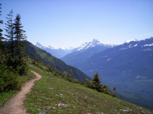 mountain-trail